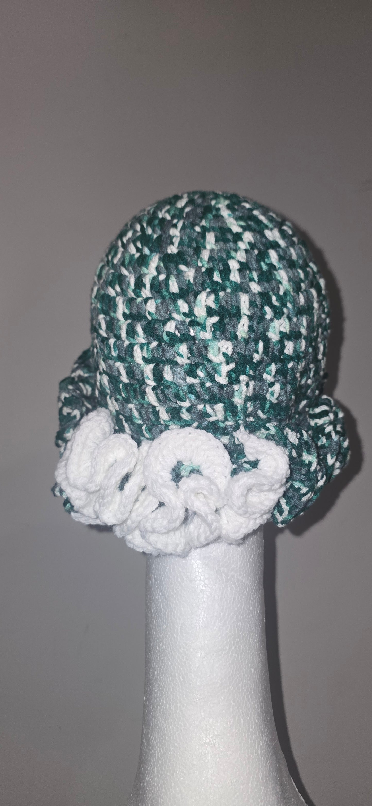 Hat ruffle crochet for women and kids / handmade and scarf